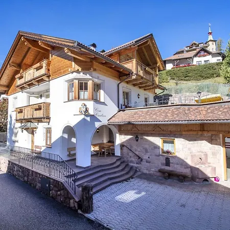 Carolina Apartment Ortisei
